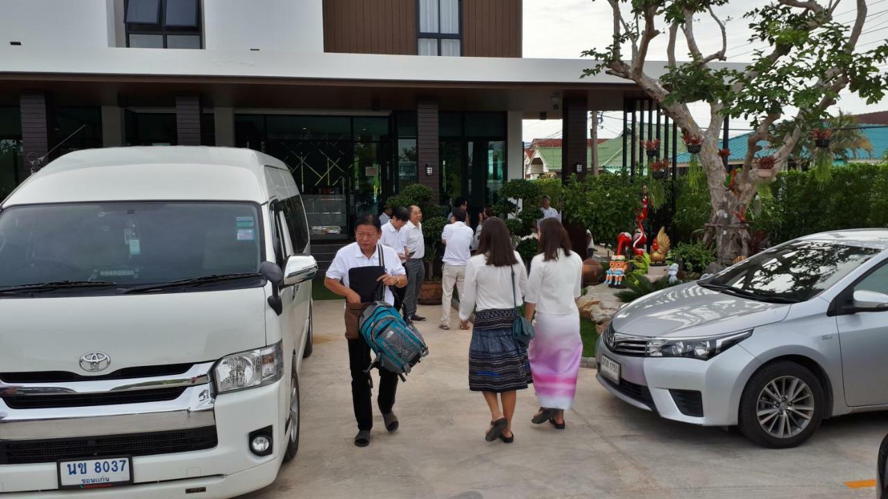 Baan Lita Lejlighedshotel Phimai Eksteriør billede